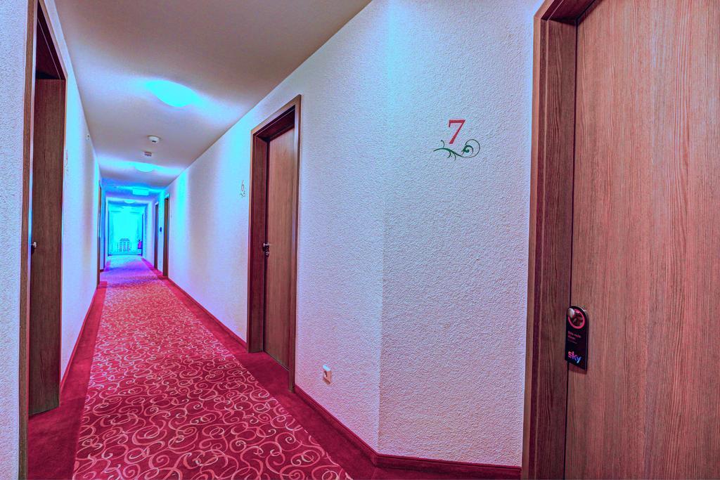 Hotel Restaurant Schwoerer 伦茨基希 外观 照片