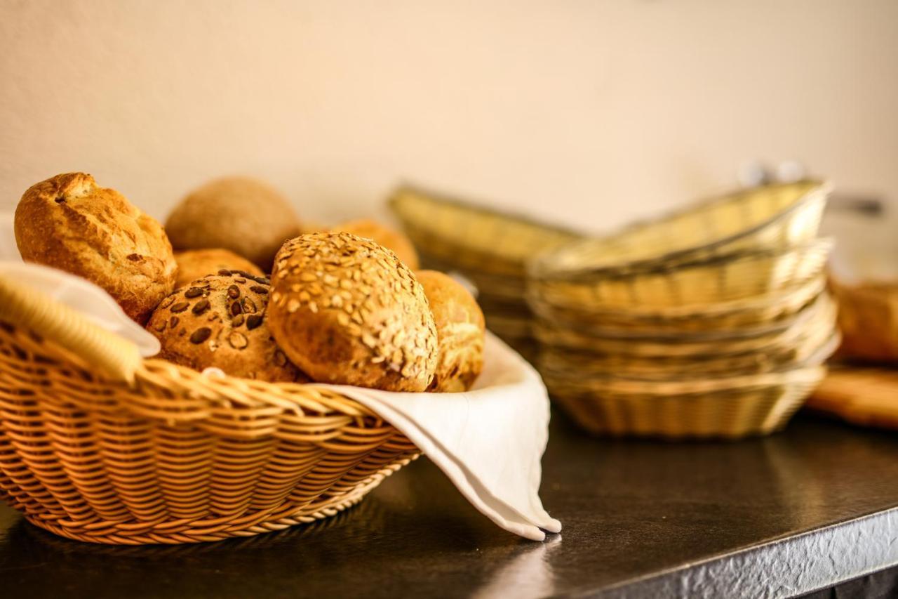 Hotel Restaurant Schwoerer 伦茨基希 外观 照片