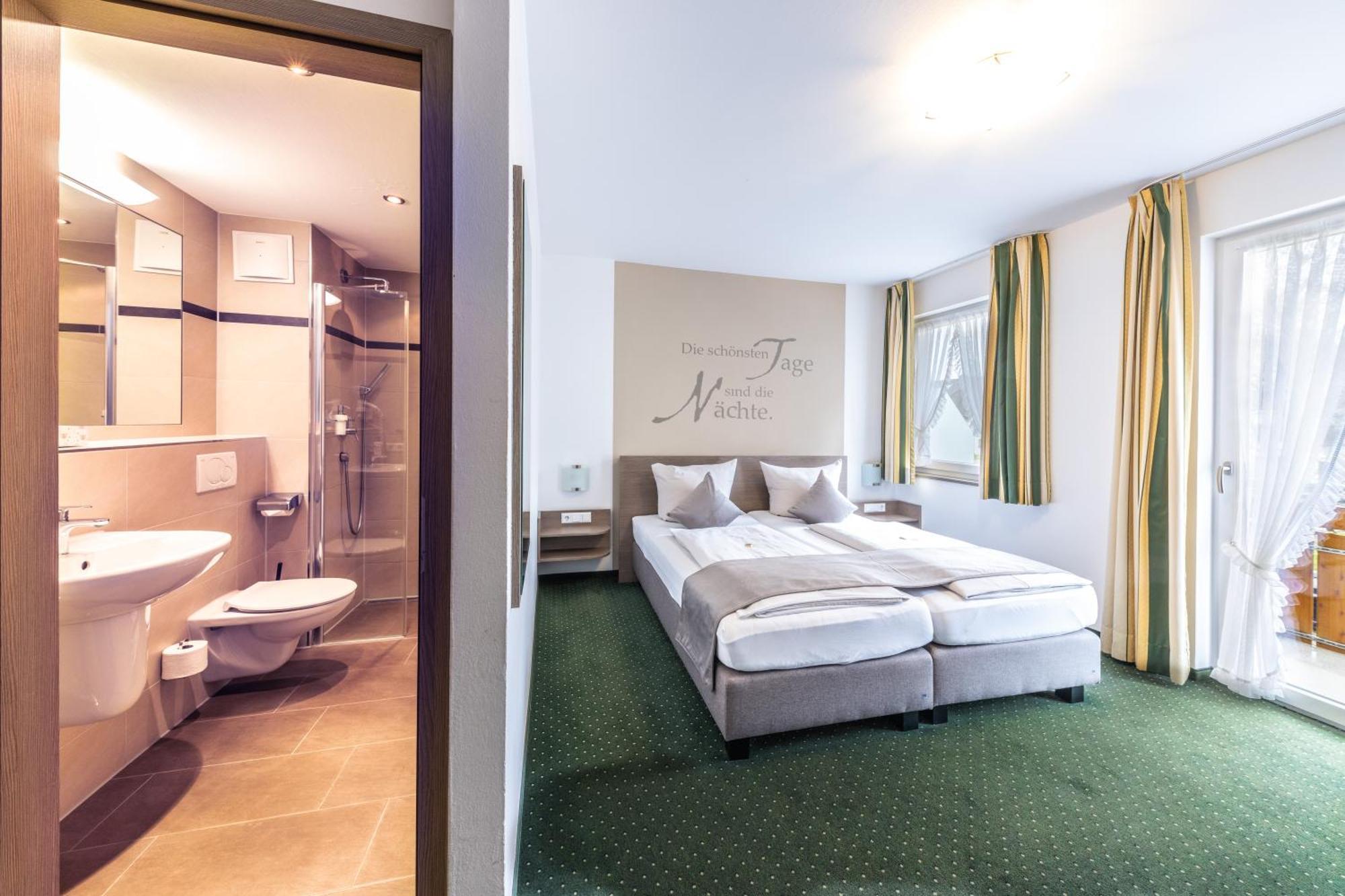 Hotel Restaurant Schwoerer 伦茨基希 外观 照片