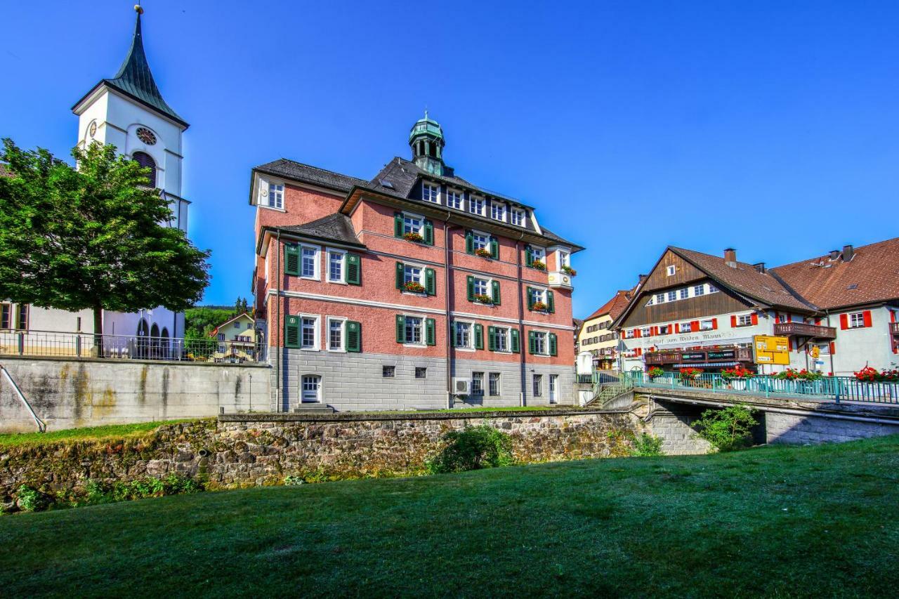 Hotel Restaurant Schwoerer 伦茨基希 外观 照片